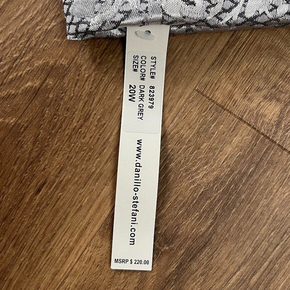 NEW Danillo 2-Piece Dress Suit Jacket Silver Brocade Size 20W - Picture 4 of 16